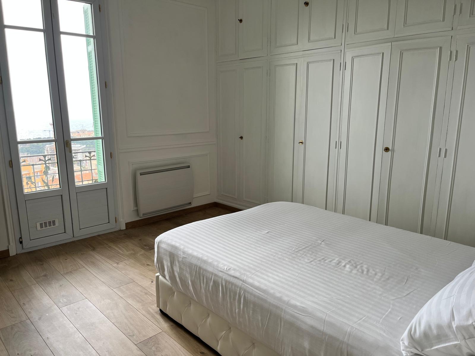 BEAUSOLEIL - CENTRE - 3 PIECES 3