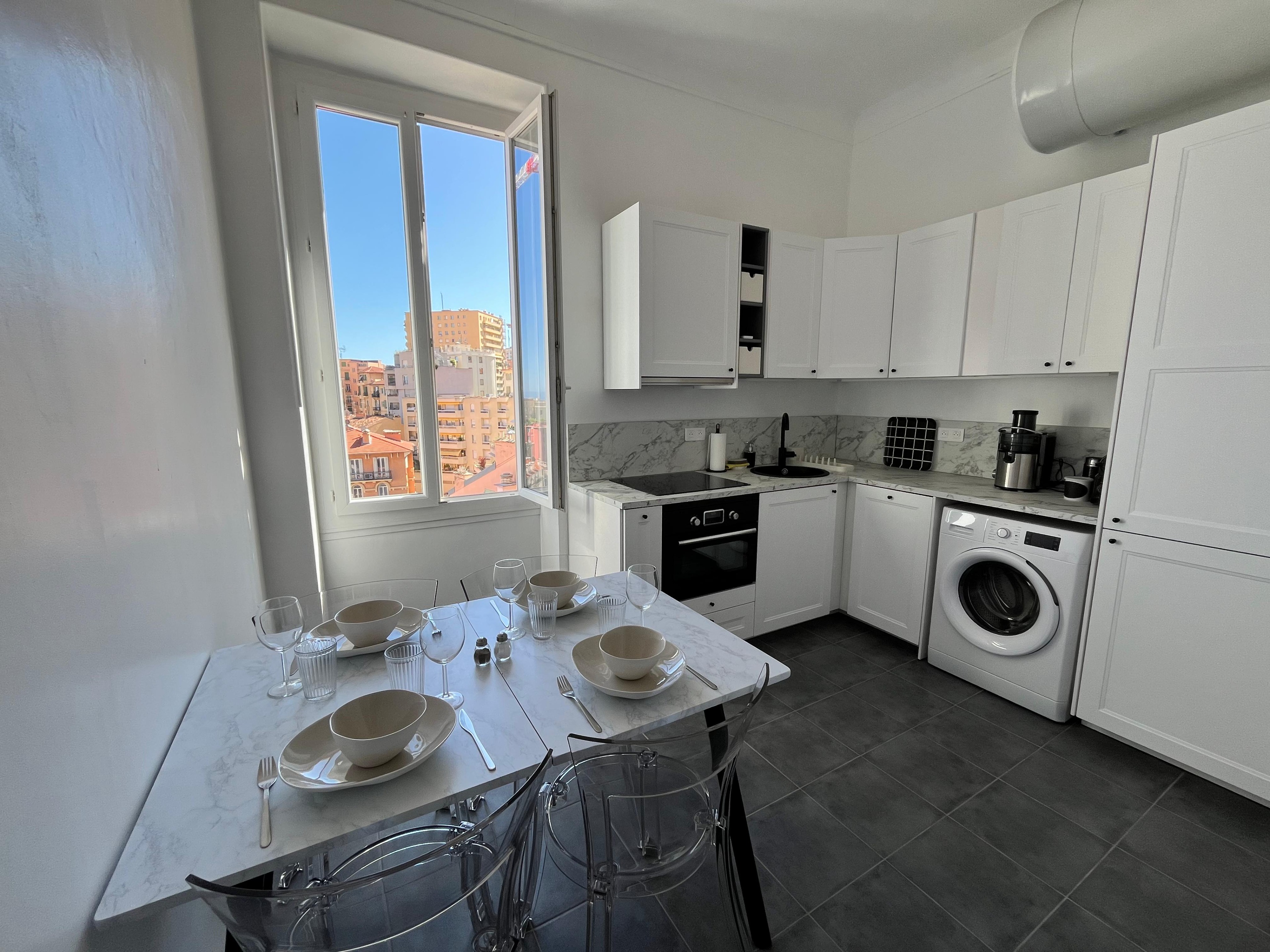 Charming Apartment at the Gates of Monaco 2