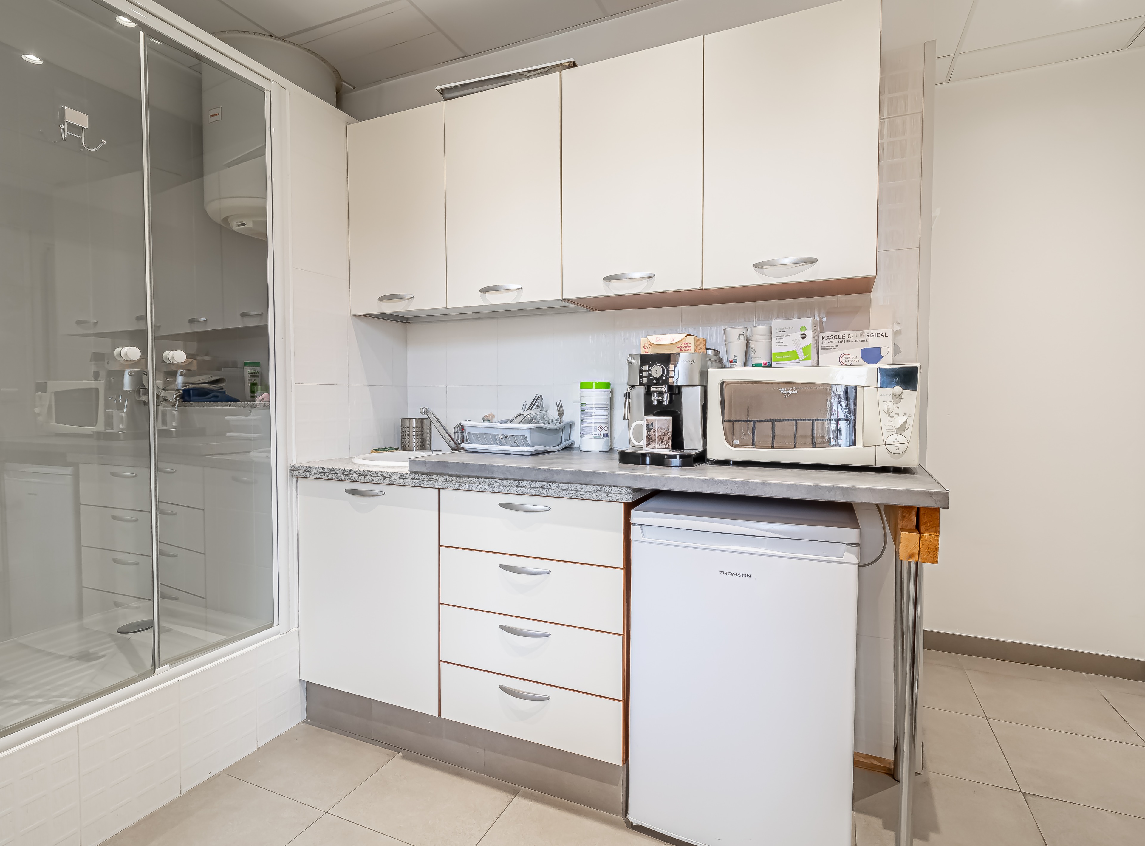 BEAUSOLEIL - CENTRE - APPARTEMENT 8 PIÈCES 11