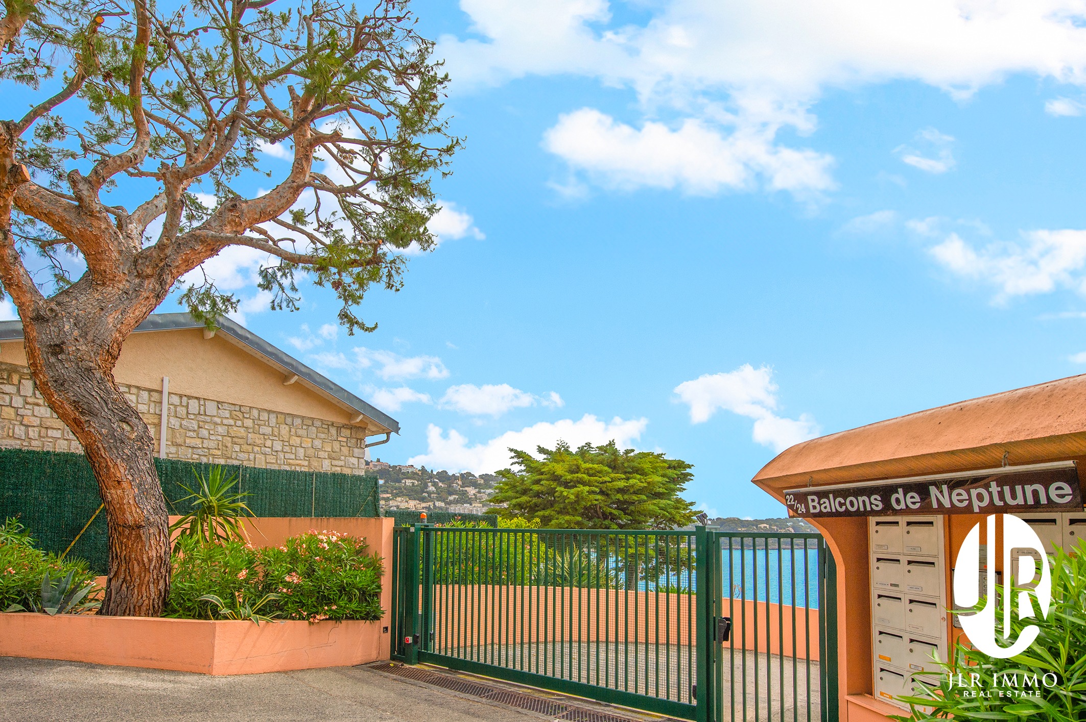 ROQUEBRUNE CAP MARTIN - CABBE - VUE MER & PARKING  35